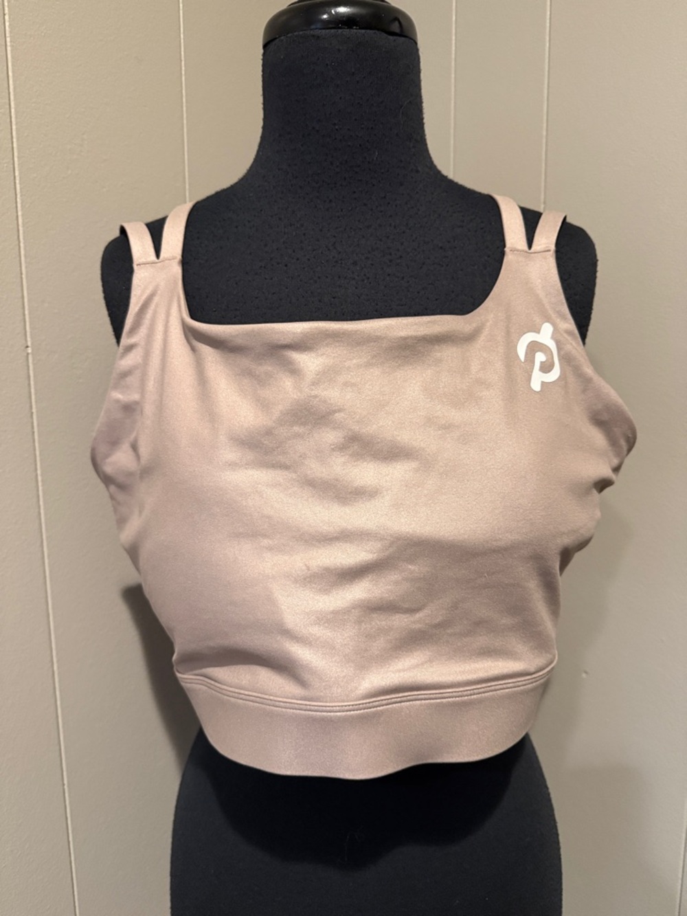 B38 Peloton Women’s 2X Taupe Beige Square-Neck Cropped Sports Bra